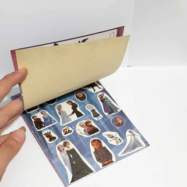 استیکر دفترچه ای اکلیلی دخترانه همراه با رنگ آمیزی